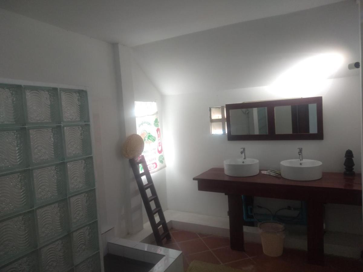 Manoha Villa シアヌークビル エクステリア 写真